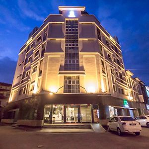 Chariton Hotel Butterworth